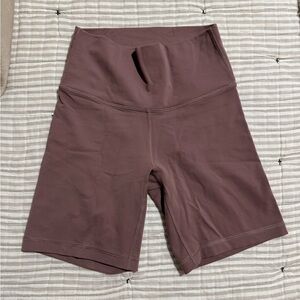 ARITZIA TNA Atmosphere TNALife Shorts 7” in Shadow Mauve